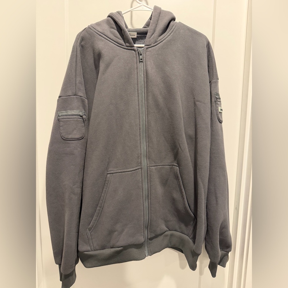 Comfrt Travel Essentials Zip Hoodie